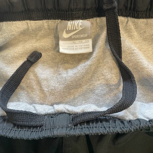 Vintage Nike 90s Track Pants Men’s XL Black Polyester Logo Straight Lined Pocket - Picture 8 of 12